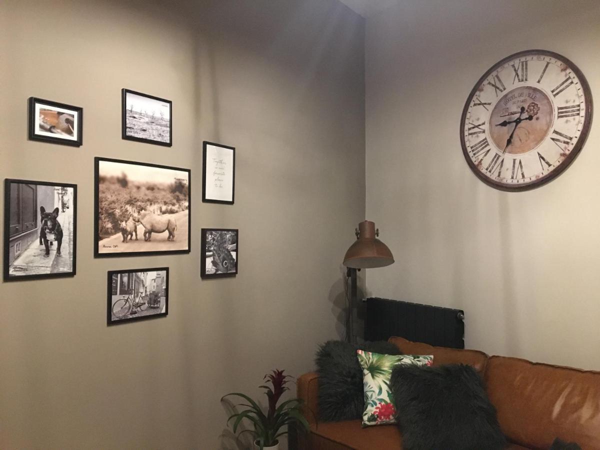 Goose House Luxury Holiday Home Сутрі Екстер'єр фото
