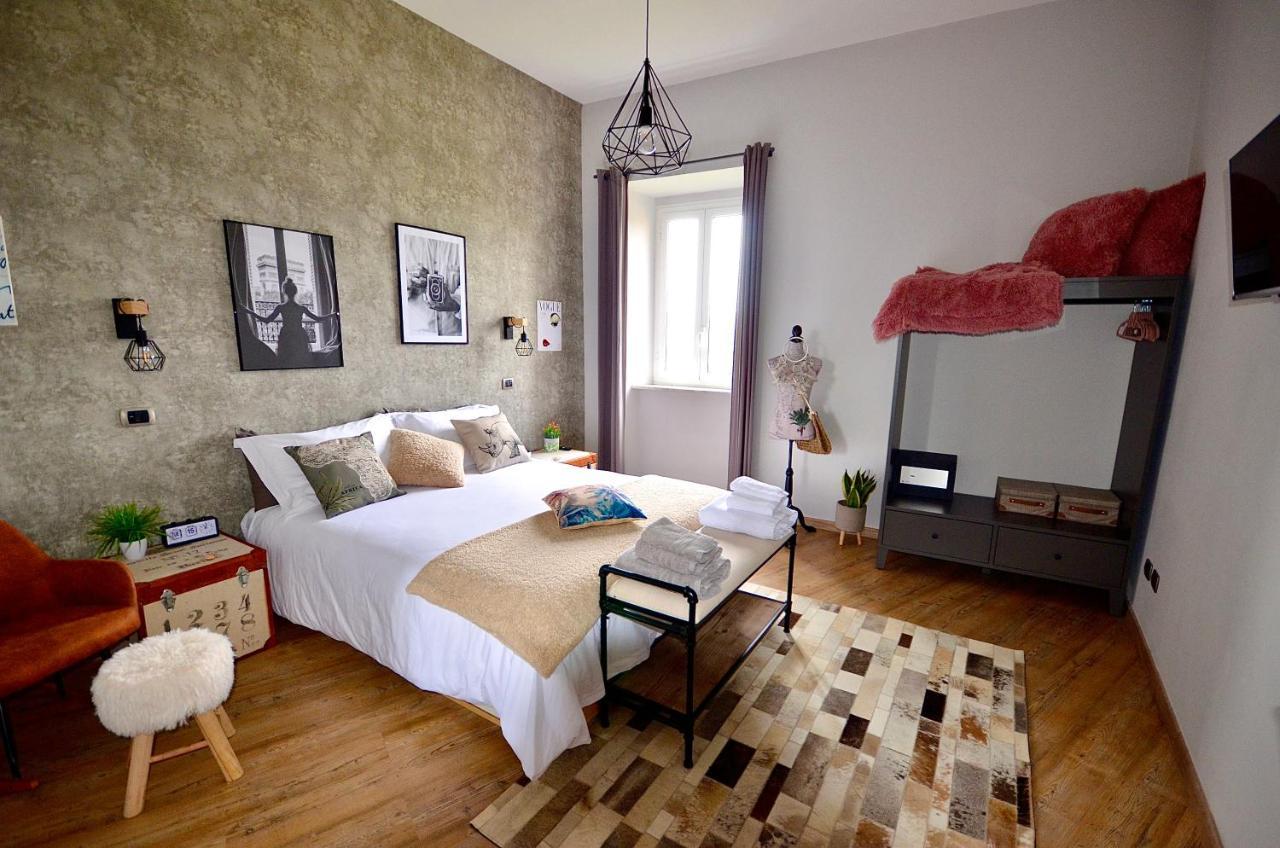 Goose House Luxury Holiday Home Сутрі Екстер'єр фото